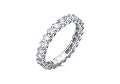 Серебряное кольцо с бриллиантом