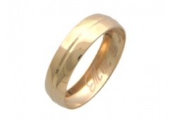 Золотое обручальное кольцо 