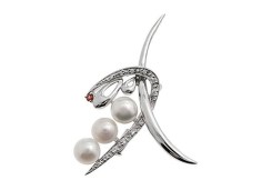 Брошь из серебра с полудрагоценными камнями
