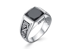 Печатка из серебра с фианитом