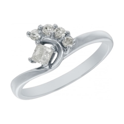 Серебряное кольцо с фианитом