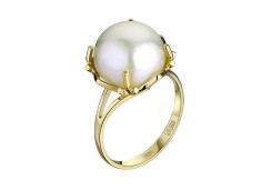 Кольцо из желтого золота с жемчугом