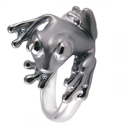 Серебряное кольцо с кристаллом Сваровски