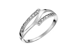 Серебряное кольцо с фианитом