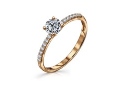 Золотое кольцо с фианитом