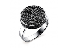 Кольцо из белого золота с бриллиантом