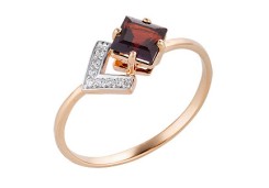 Золотое кольцо с гранатом