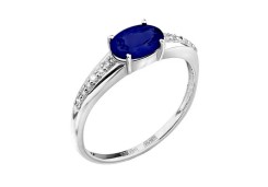 Кольцо из белого золота с сапфиром