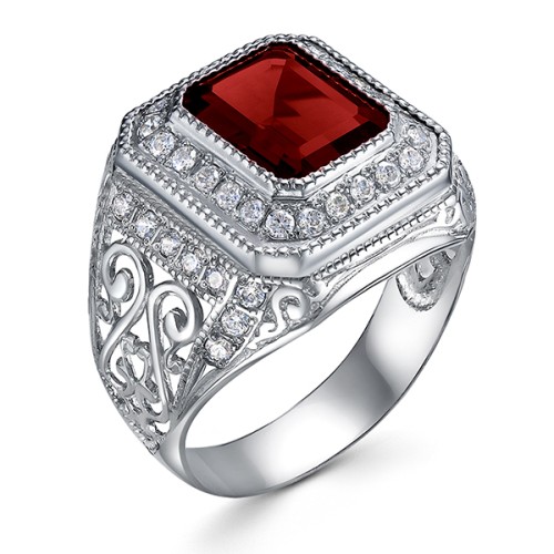 Печатка из серебра с фианитом