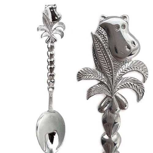 Столовые приборы из серебра 