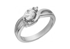 Серебряное кольцо с фианитом