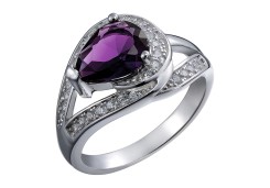 Серебряное кольцо с фианитом