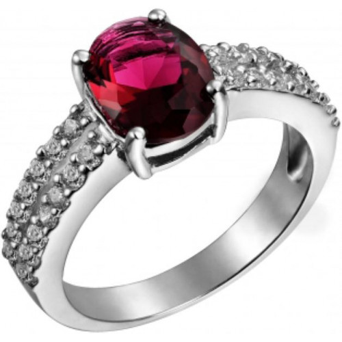 Кольцо из серебра 925 пробы с фианитом