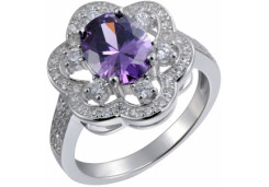 Серебряное кольцо с фианитом