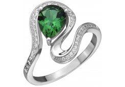 Серебряное кольцо с фианитом