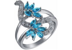 Серебряное кольцо с фианитом