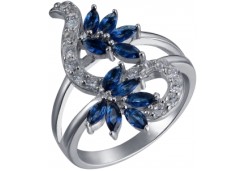 Серебряное кольцо с фианитом
