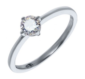 Серебряное кольцо с фианитом