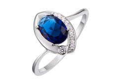 Серебряное кольцо с фианитом