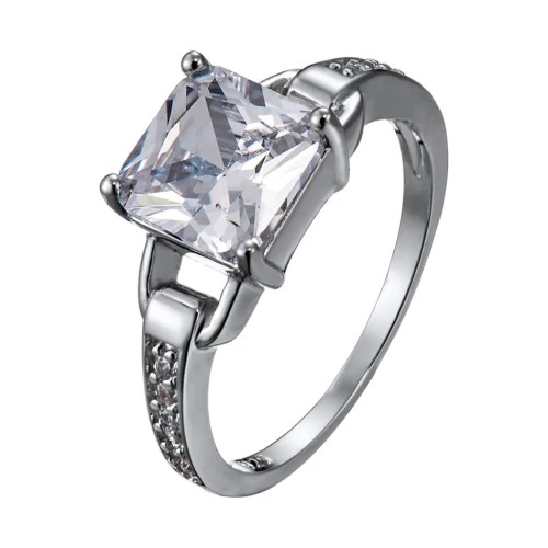 Серебряное кольцо с фианитом