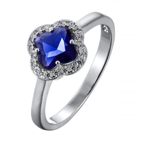 Серебряное кольцо с фианитом