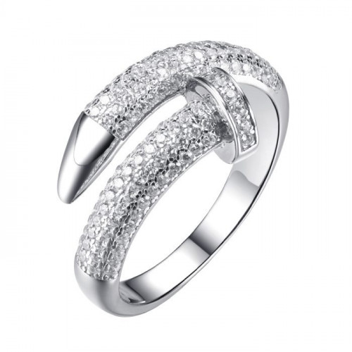 Серебряное кольцо с фианитом