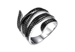 Серебряное кольцо с фианитом