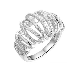 Серебряное кольцо с фианитом