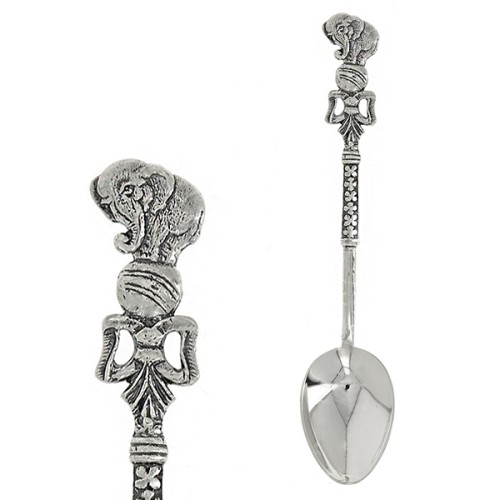 Столовые приборы из серебра 