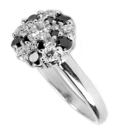 Серебряное кольцо с фианитом