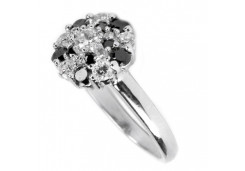 Серебряное кольцо с фианитом