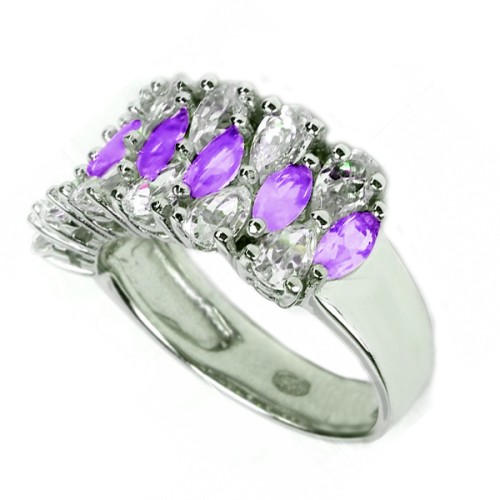 Серебряное кольцо со шпинелью