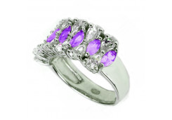 Серебряное кольцо со шпинелью