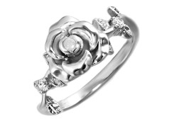 Серебряное кольцо с фианитом