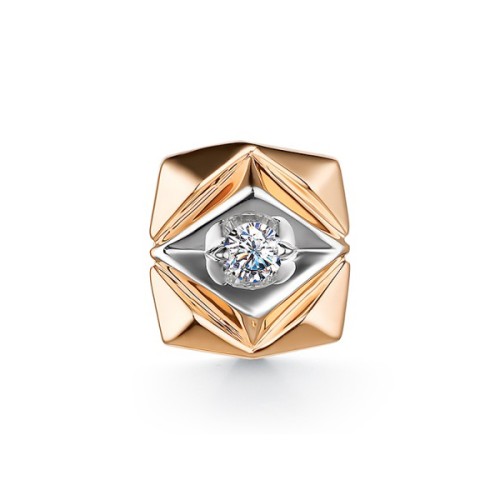 Золотая подвеска с бриллиантом