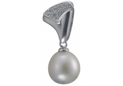 Серебряная подвеска с жемчугом