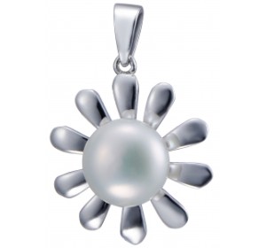 Серебряная подвеска с жемчугом