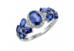 Кольцо из белого золота с сапфиром