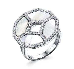 Серебряное кольцо с перламутром