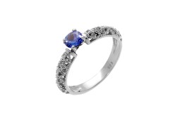 Серебряное кольцо с танзанитом