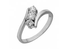 Серебряное кольцо с фианитом