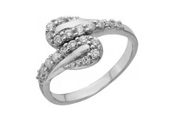 Серебряное кольцо с фианитом