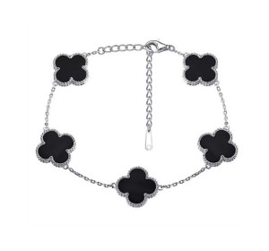 Серебряный браслет с ониксом