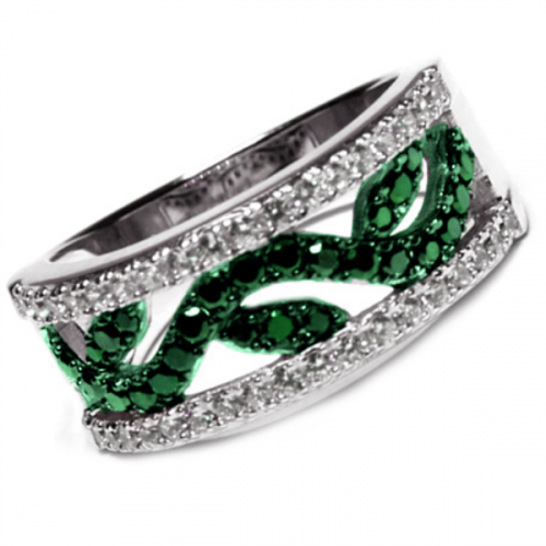 Кольцо из серебра 925 пробы со шпинелью