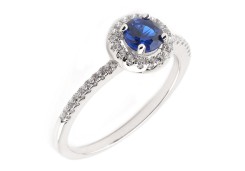 Серебряное кольцо с фианитом