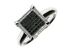 Серебряное кольцо с фианитом