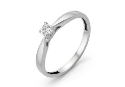 Кольцо из белого золота с бриллиантом