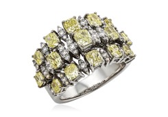 Эксклюзивное золотое кольцо с бриллиантами