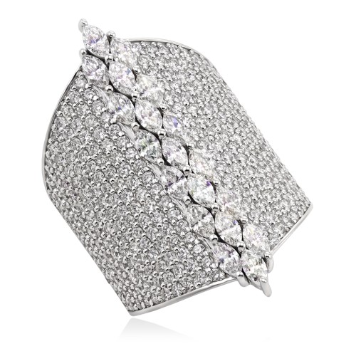 Эксклюзивное золотое кольцо с бриллиантами