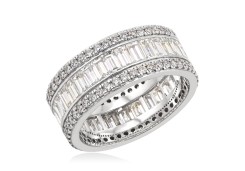 Золотое кольцо дорожка с бриллиантами